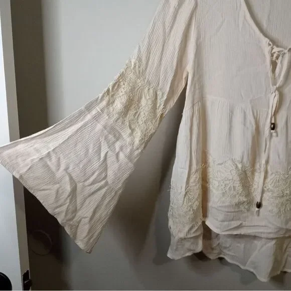 Taylor & Sage Bell Sleeve Blouse - Picture 5 of 7